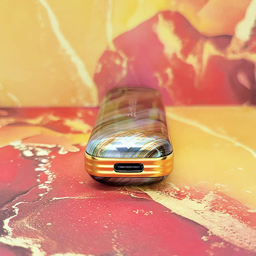 Geekvape Obelisk U - 6 Charging Port